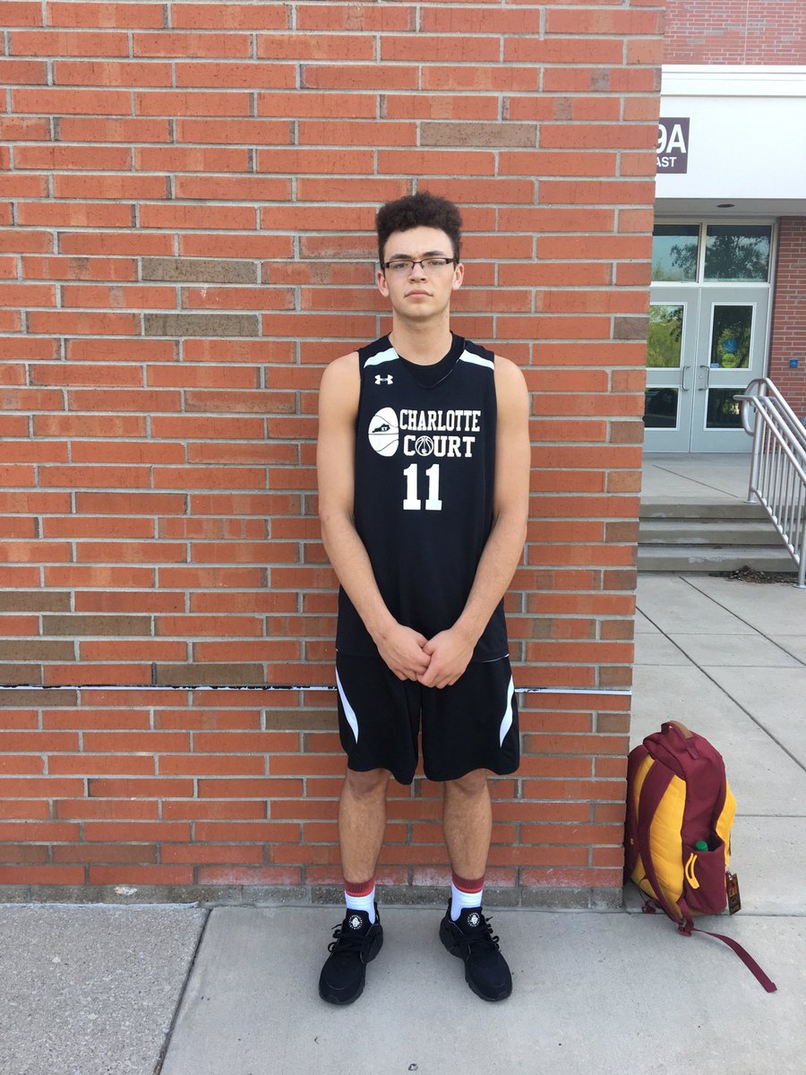 Paul g blazer combo guard
Has ability  to finish around rim. In traffic can shoot the three ball  and run a team.