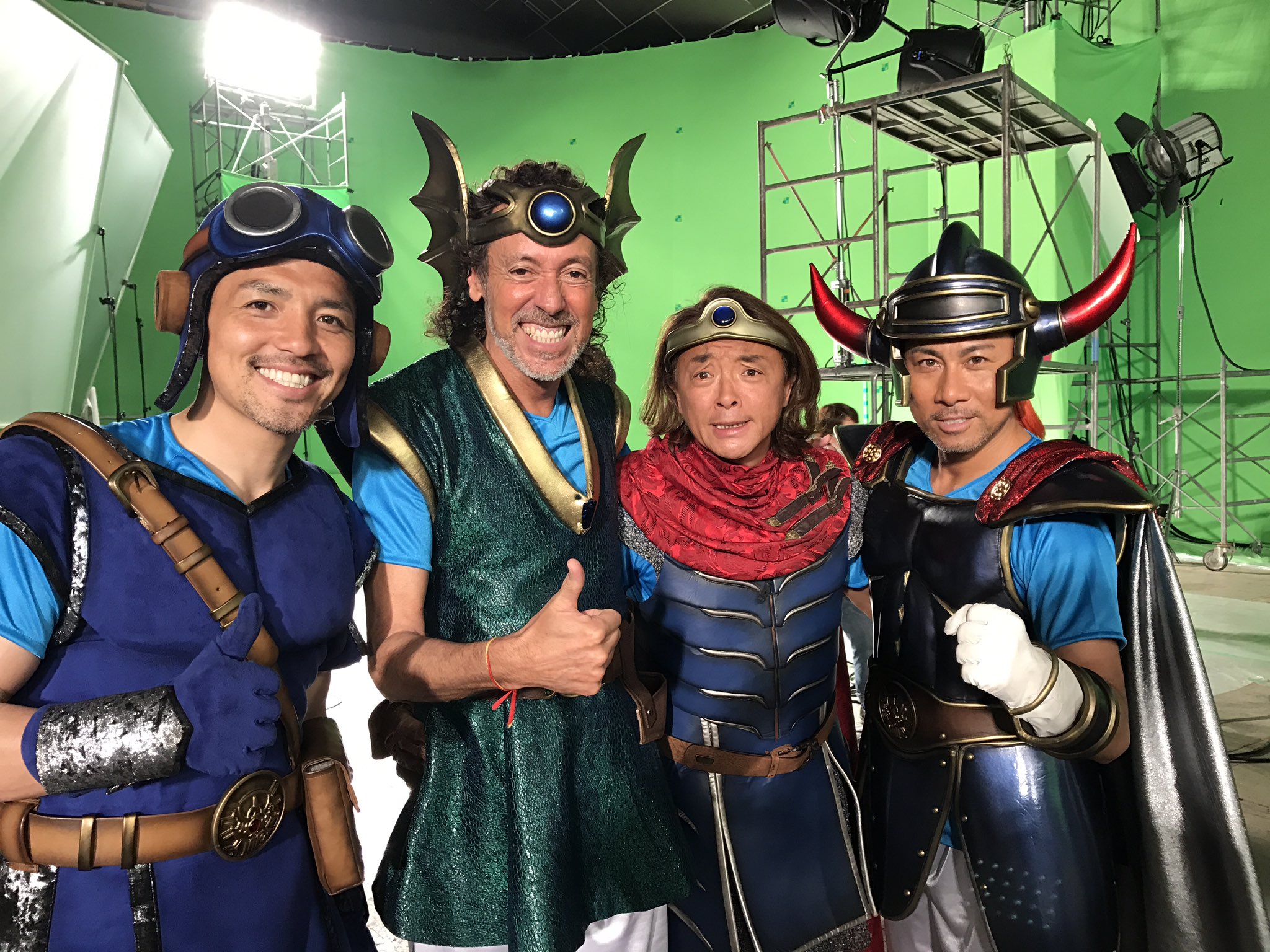 市村 龍太郎 サッカーゲームじゃないのに ラモスさん 北澤さん 前園さん 小野さんというサッカー界の勇者たちとお仕事できるなんて光栄でした サッカーの実況風cmメイキングになってますので是非ご覧ください T Co 7xxtobobck 星ドラ