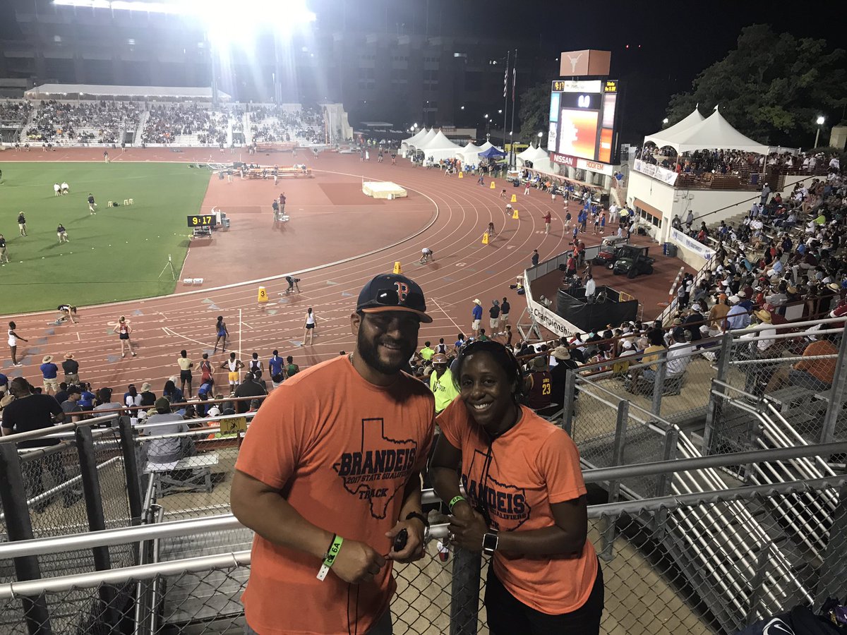 David Branscom (@dbranscom) on Twitter photo Bronco Coaches getting ready for the fight! #4x4statex2 #BRANDEIS <a href="/BroncosBrandeis/">Brandeis Broncos Athletic Booster Club</a> @BrandeisTRK @BrandeisTRK Bronco Coaches getting ready for the fight! #4x4statex2 #BRANDEIS <a href="/BroncosBrandeis/">Brandeis Broncos Athletic Booster Club</a> @BrandeisTRK @BrandeisTRK