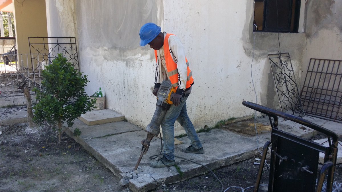 construquick tweet picture