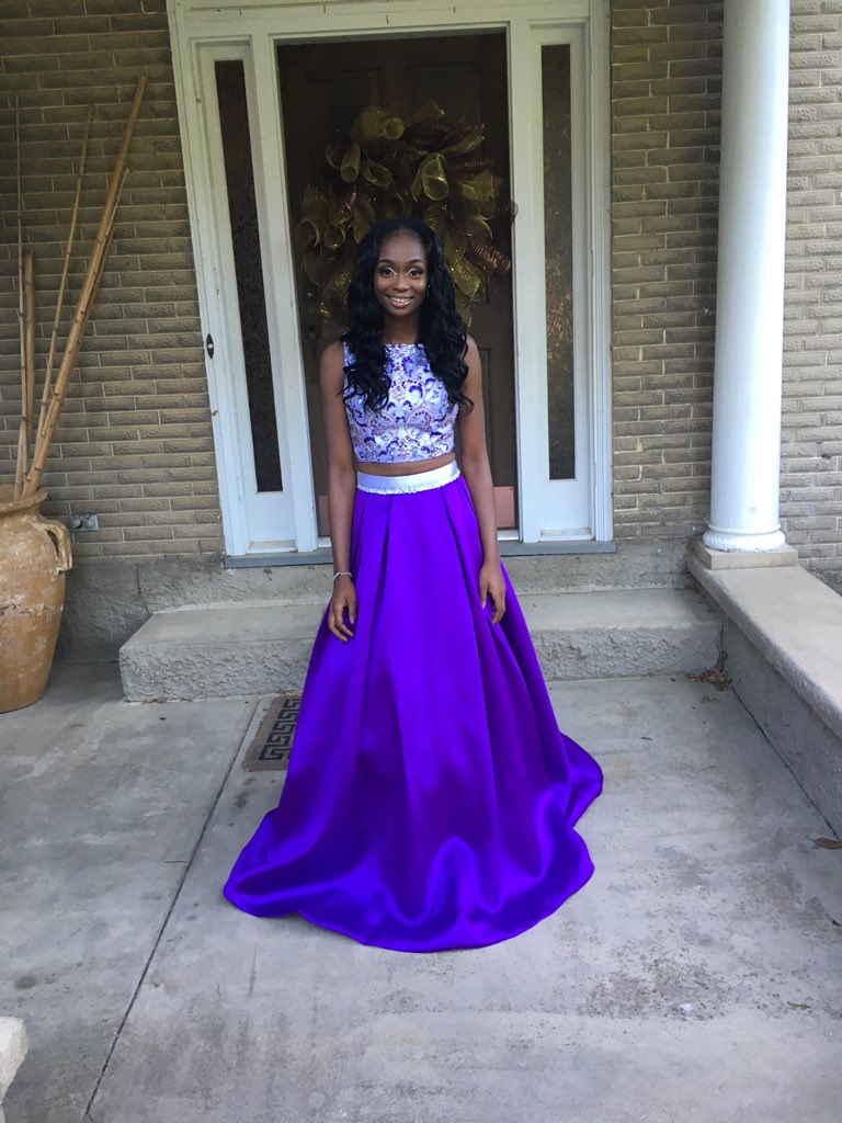 NayaDuhh's tweet photo. me & them girls ain't the same booπππ
πΎ
#Prom2k17
#CentralReloaded
#DaCentralWay https://t.co/BE0BYysgq9