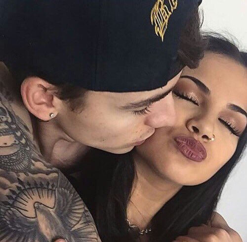 Get yourself a man as fine as him👌🏻