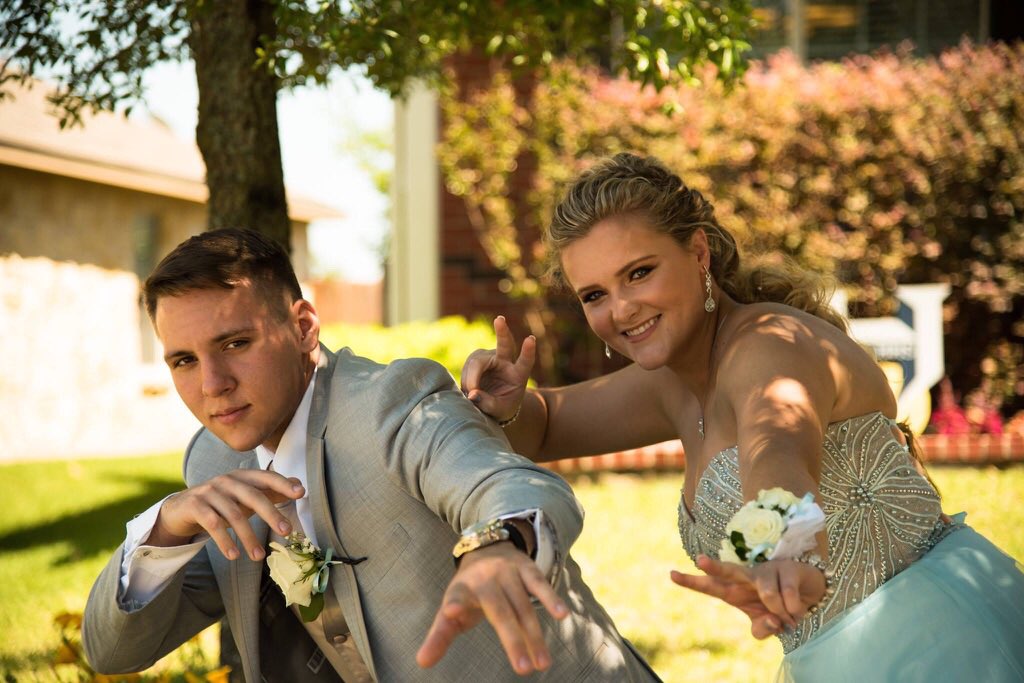 SkylarMaple17's tweet photo. Prom was one to remember, especially since it was shared with someone that I love😍😘💙 https://t.co/fBaXOFFz20