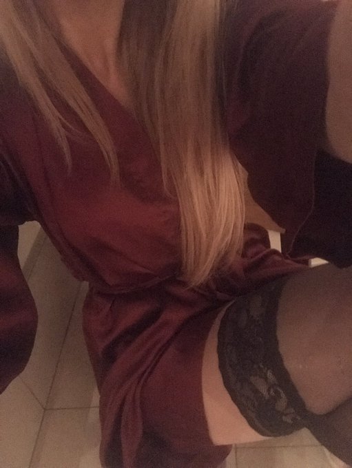 See you tomorrow guys❤️❤️❤️❤️ https://t.co/7OkTuWviSR<a href="/tag/flirt4free"class="tags"><span>#flirt4free</span></a><a href="/tag/joinmyroom"class="tags"><span>#joinmyroom</span></a>