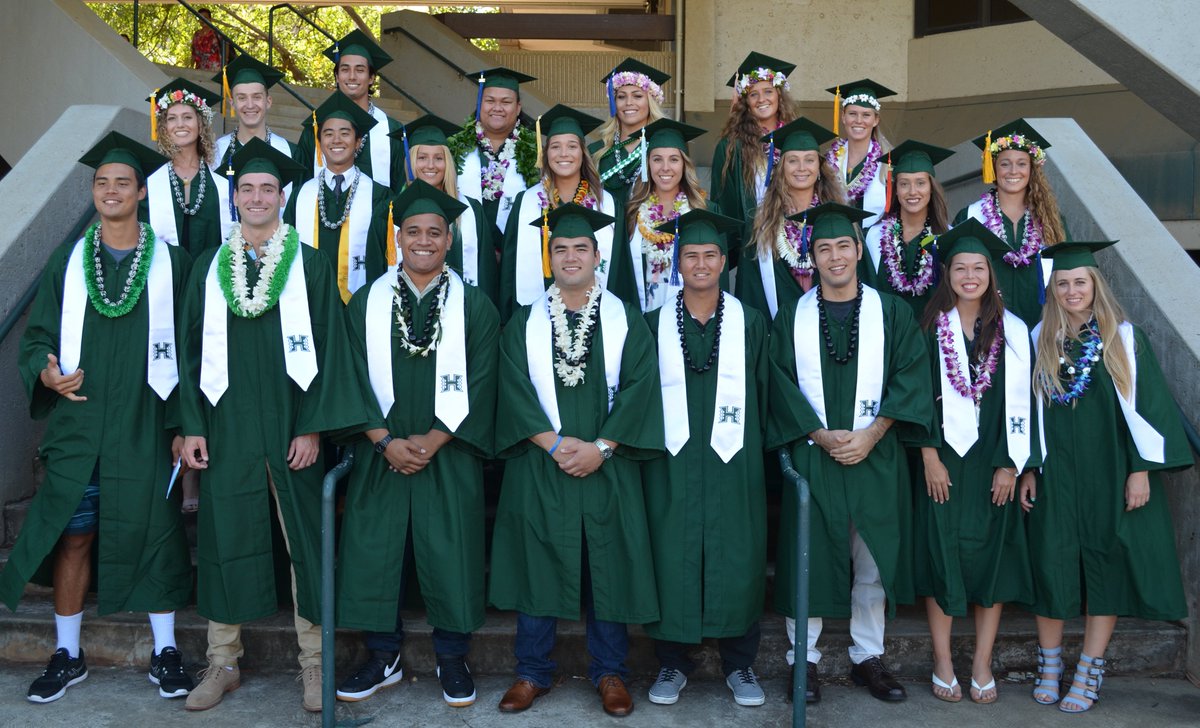 Another outstanding group of #HawaiiAthletics student-athletes took their next step this afternoon as graduates! Proud of our #NCAAGrads