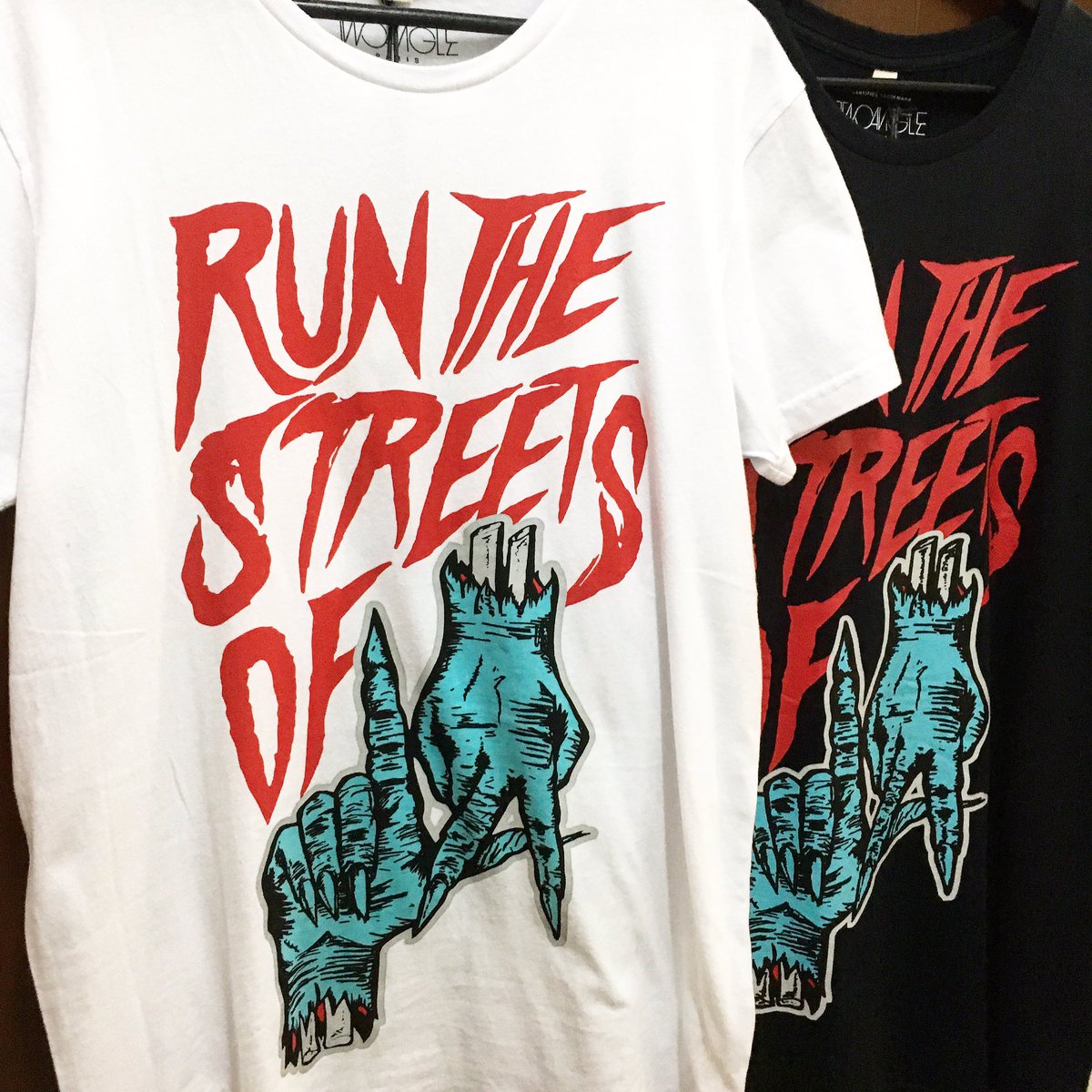 favolonline's tweet image. こちらの商品2カラー！
ホワイトはMでブラックは2XLになります！
#sabo #osaka #twoangle