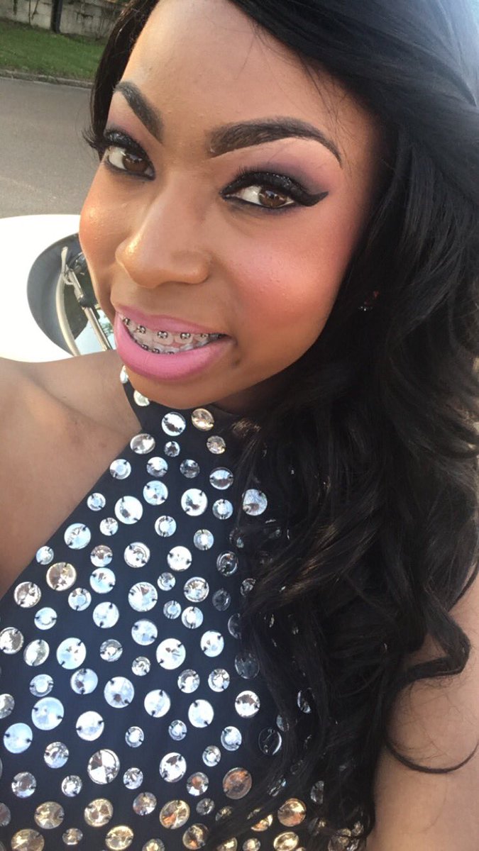 Favbraceface_'s tweet photo. #DaCentralWay ππ½ππ
#662waystoslay π€β€οΈ
Yeaaaah dat way wit the Beatππ https://t.co/sYIzvrIcpg