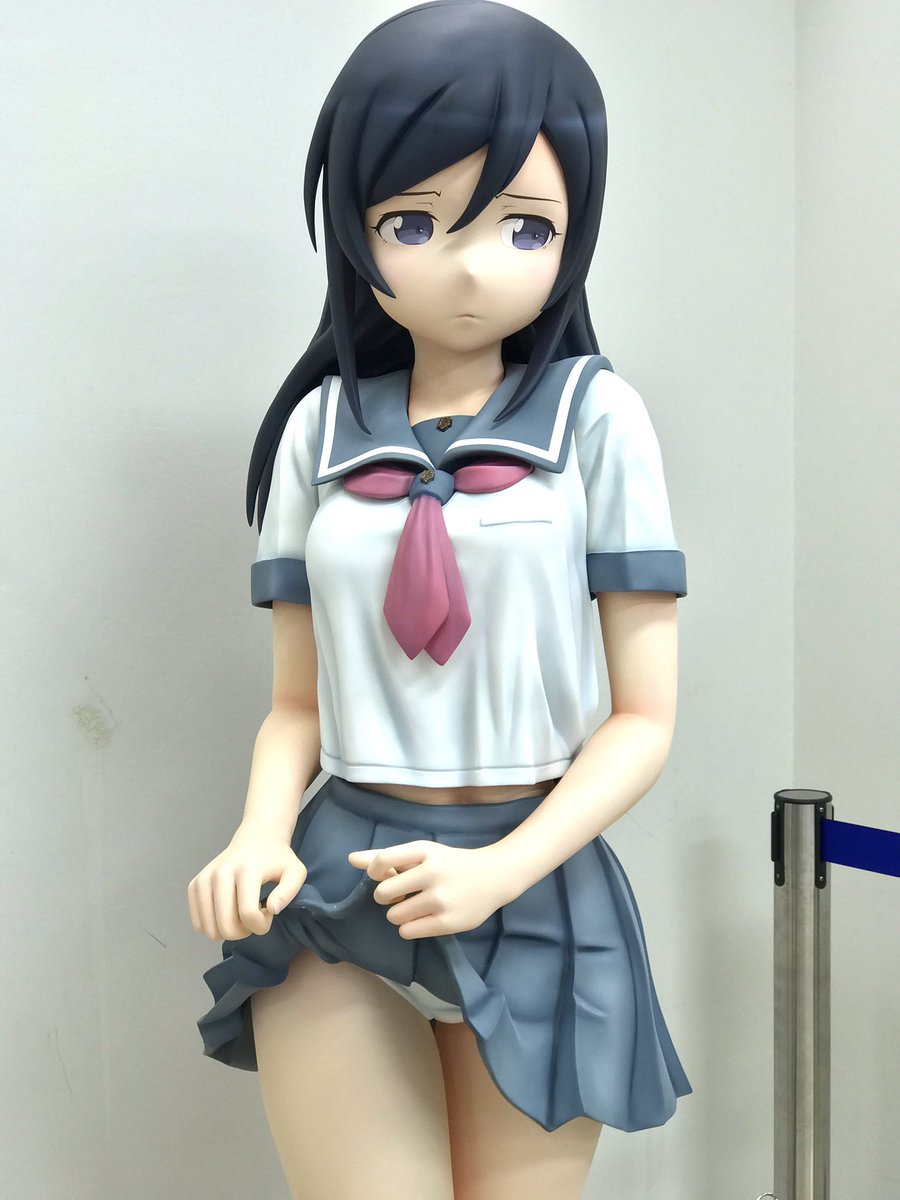 ヒロ Twitterissa あみあみさんで等身大の新垣あやせ チラリ