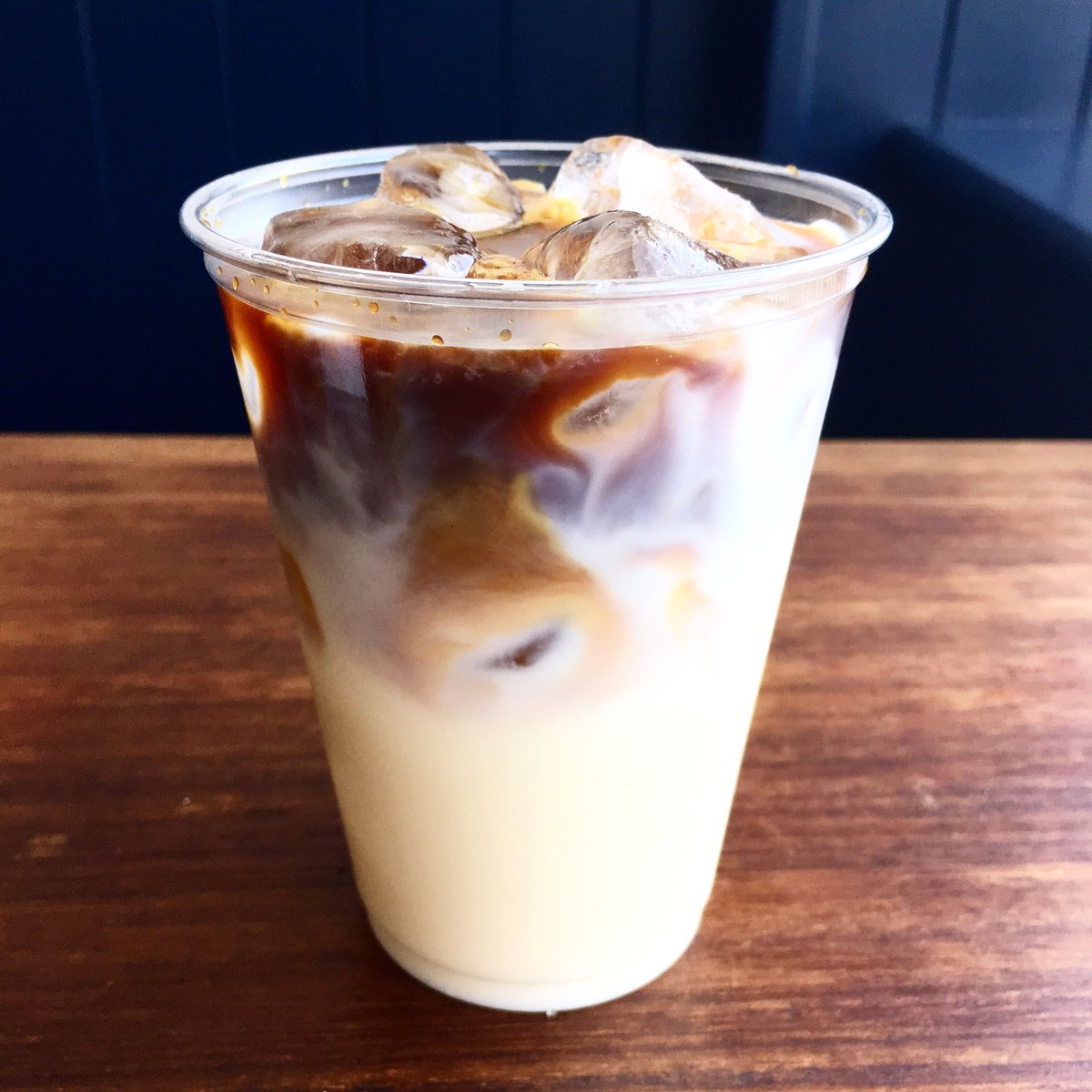 Sun's out! Grab an Iced Latte on your way to Streatham Common Kite Day &amp; visit our bakers <a href="/ElephantBakes/">Elephant Bakehouse</a> <a href="/KerryWrenCakes/">Wren Cakes</a> &amp; <a href="/inkspotbrewery/">theinkspotbrewery</a>