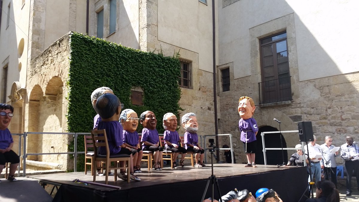 Roser Casamitjana (@roser_casamit) on Twitter photo Festa de Testas a Sant Cugat. Una mostra de cultura popular que arreplega gent d'altres indrets i molt diversa. @icvstcugat <a href="/elCugatenc/">elCugatenc</a> Festa de Testas a Sant Cugat. Una mostra de cultura popular que arreplega gent d'altres indrets i molt diversa. @icvstcugat <a href="/elCugatenc/">elCugatenc</a>