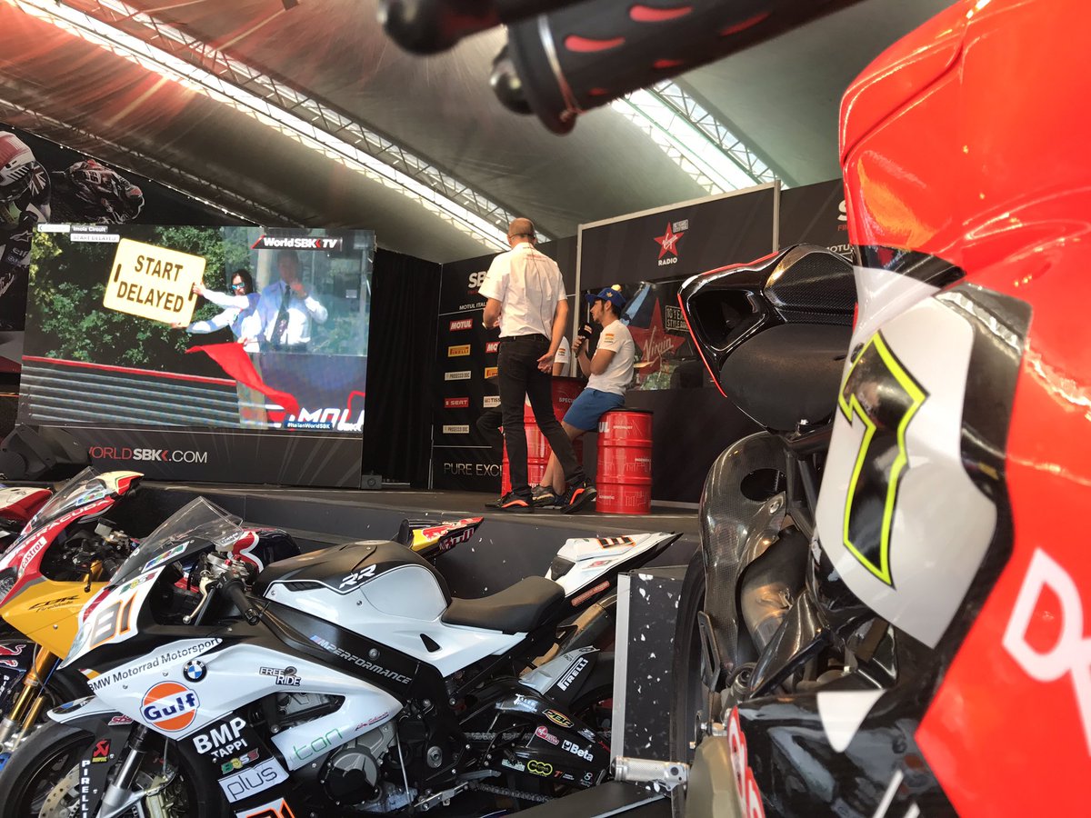 gpproject_team's tweet photo. #ImolaWorldSBK i piloti del 3570 #madeinCIV #WorldSSP300 a commentare la #WorldSSP #talentiazzurri https://t.co/bBdI3mgoVN