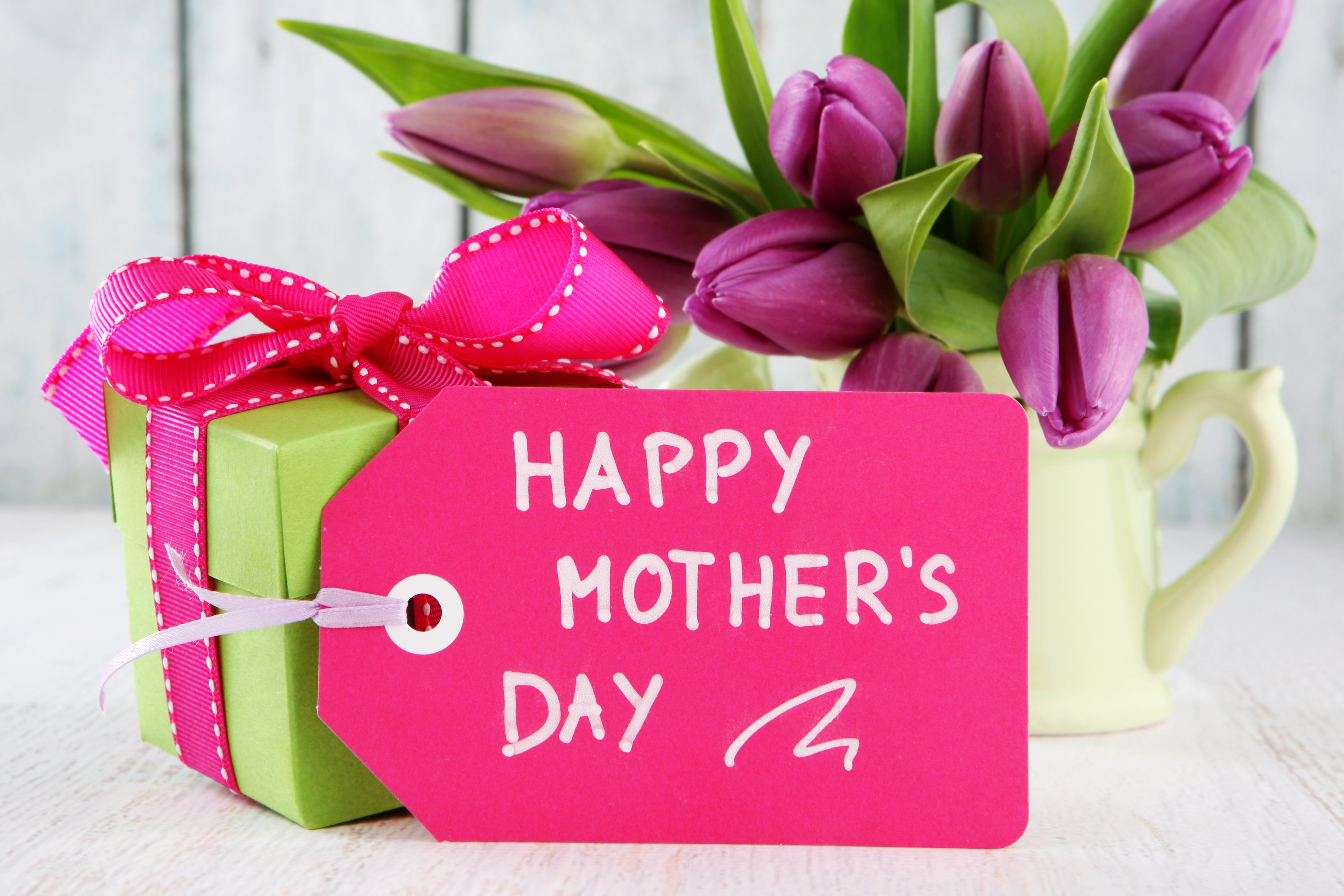 Wishing all of you moms out there a very HAPPY MOTHER'S DAY! 