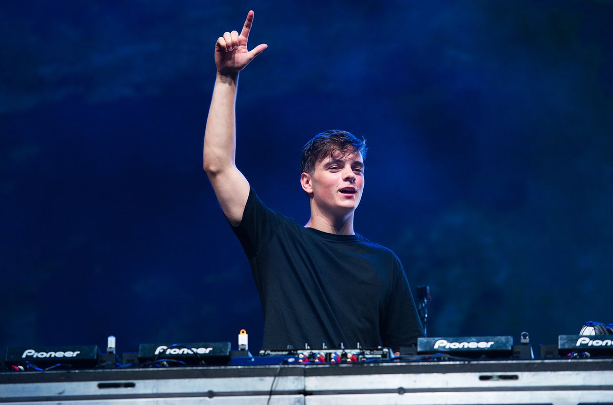 bea_mouraaa's tweet photo. HAPPY BIRTHDAY LEGEND ๐๐
@MartinGarrix
#Martingarrix #HappyBirthdayMartinGarrix #21yearsofgarrix https://t.co/aWygL5MxyM