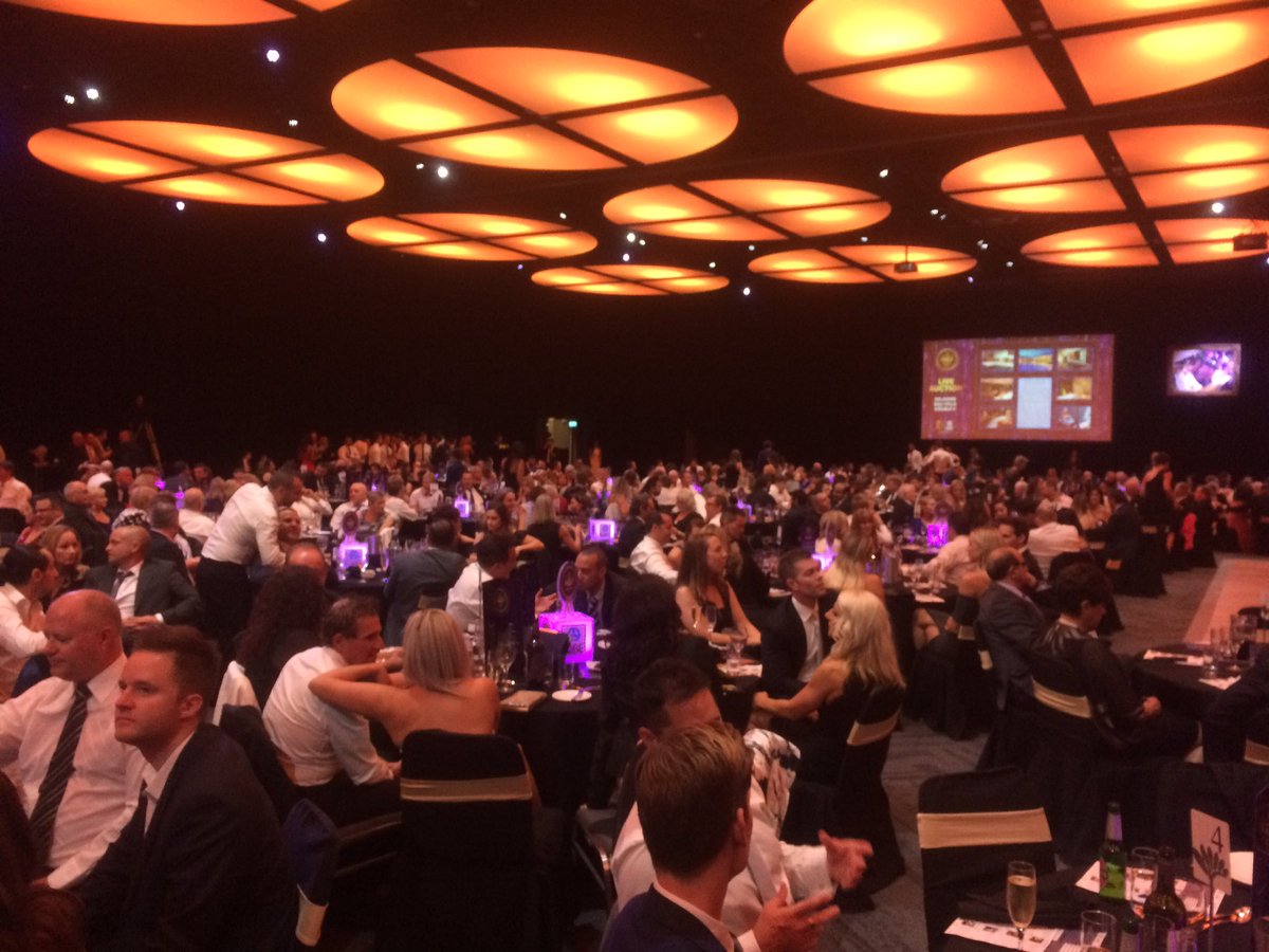 PeterKapsanis's tweet photo. Swansong for me at last night's @QBEaus @PerthGloryFC #MGPAwards Thx again for the opportunity  #ThatsaWrap #GloryDays #GloryIsOurs https://t.co/LQ67AWUlWq