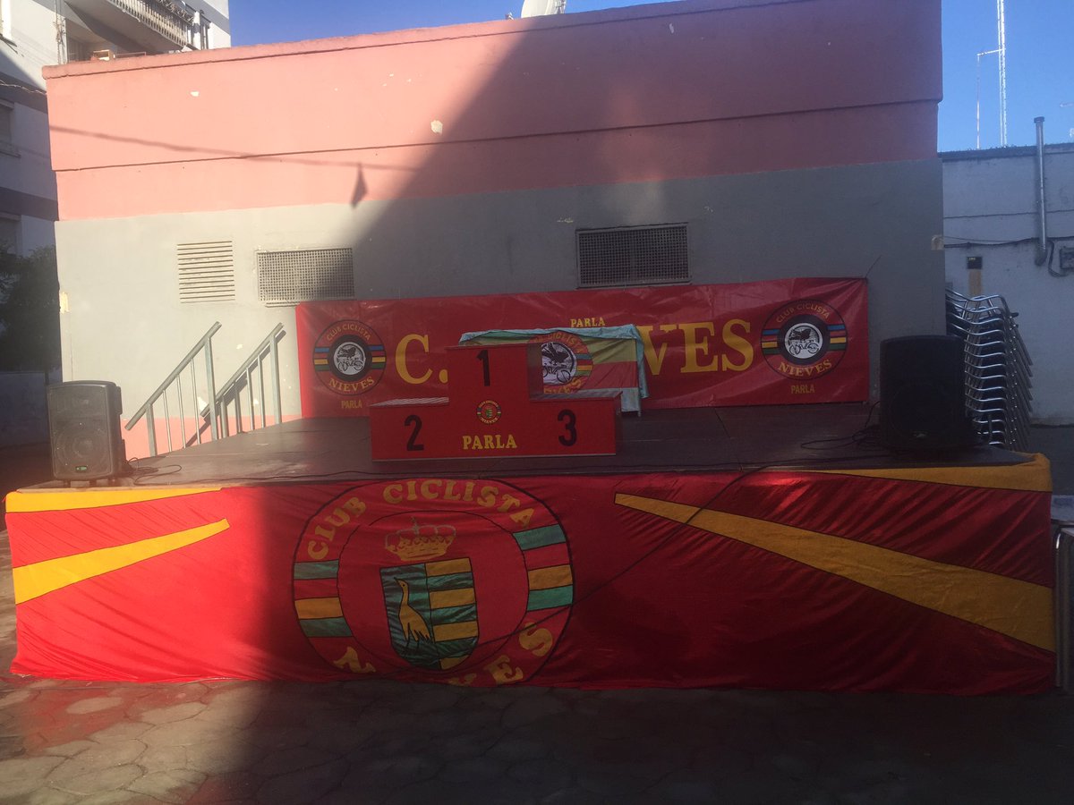 Todo preparado para el Homenaje Paco Nieves, quien subirá en ese cajon??? La salida a las 10!!! 💪🏻💪🏻💪🏻💪🏻💪🏻 Suerte a todos!!!