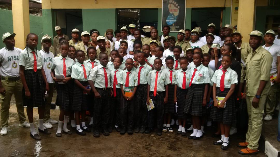The NYSC/EFCC CDS LAGOS visited, sensitized & presented gifts items to students of Camp David Academy, Ogba, Lagos State on 11th May, 2017.