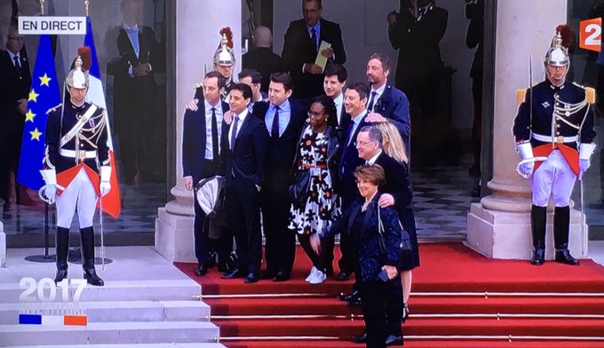 Voir l'image sur Twitter Voir l'image sur Twitter