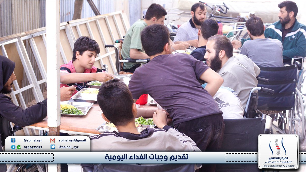 من وجبات الغداء اليوميةلمصابي المركز عقب اجراء التمارين الرياضية,حيث نقوم بإعداد وجبات الغداء بما يتناسب مع برنامج رفع اللياقةالبدنية للمصاب