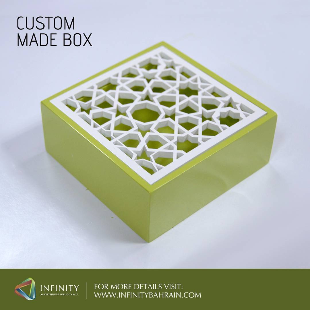 InfinityBahrain's tweet photo. Custom made chocolate box for an event #design #chocolate #box #events #gifts 
إنتاج صندوق شوكلاتة للمناسبات #شوكلاتة #مناسبات #تصميم #صندوق https://t.co/FvXKdfoeVU