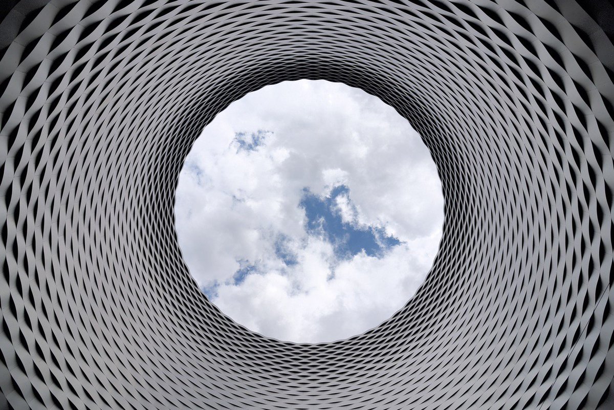 TeambaseDMCC's tweet photo. The world is changing but is your business prepared for the future of #cloud? Book a consultation and prepare today https://t.co/SBsFEkehQq https://t.co/VKUumeMHe6