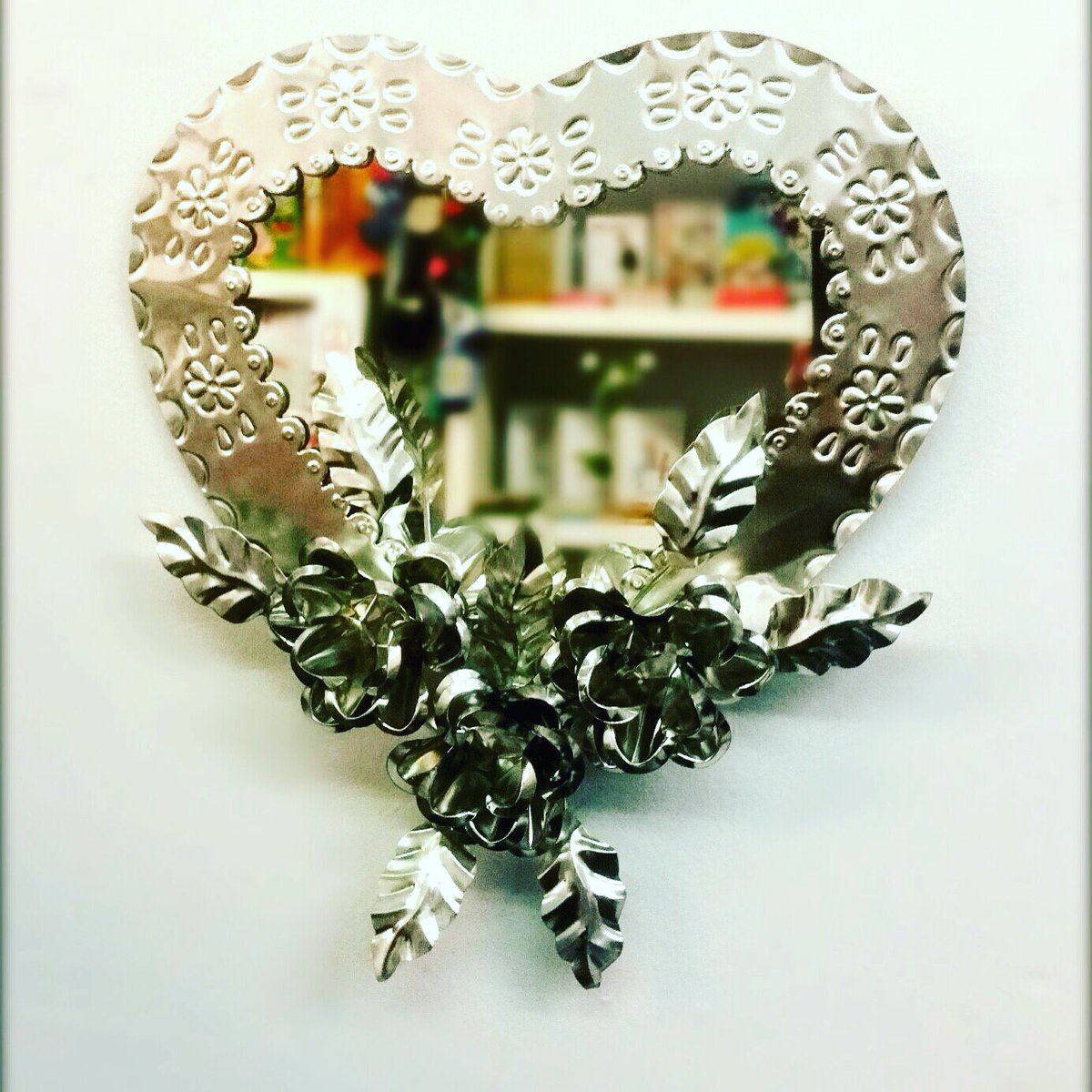 Mirror mirror on the wall #padloves #prettythings #chorlton #homeware #unique