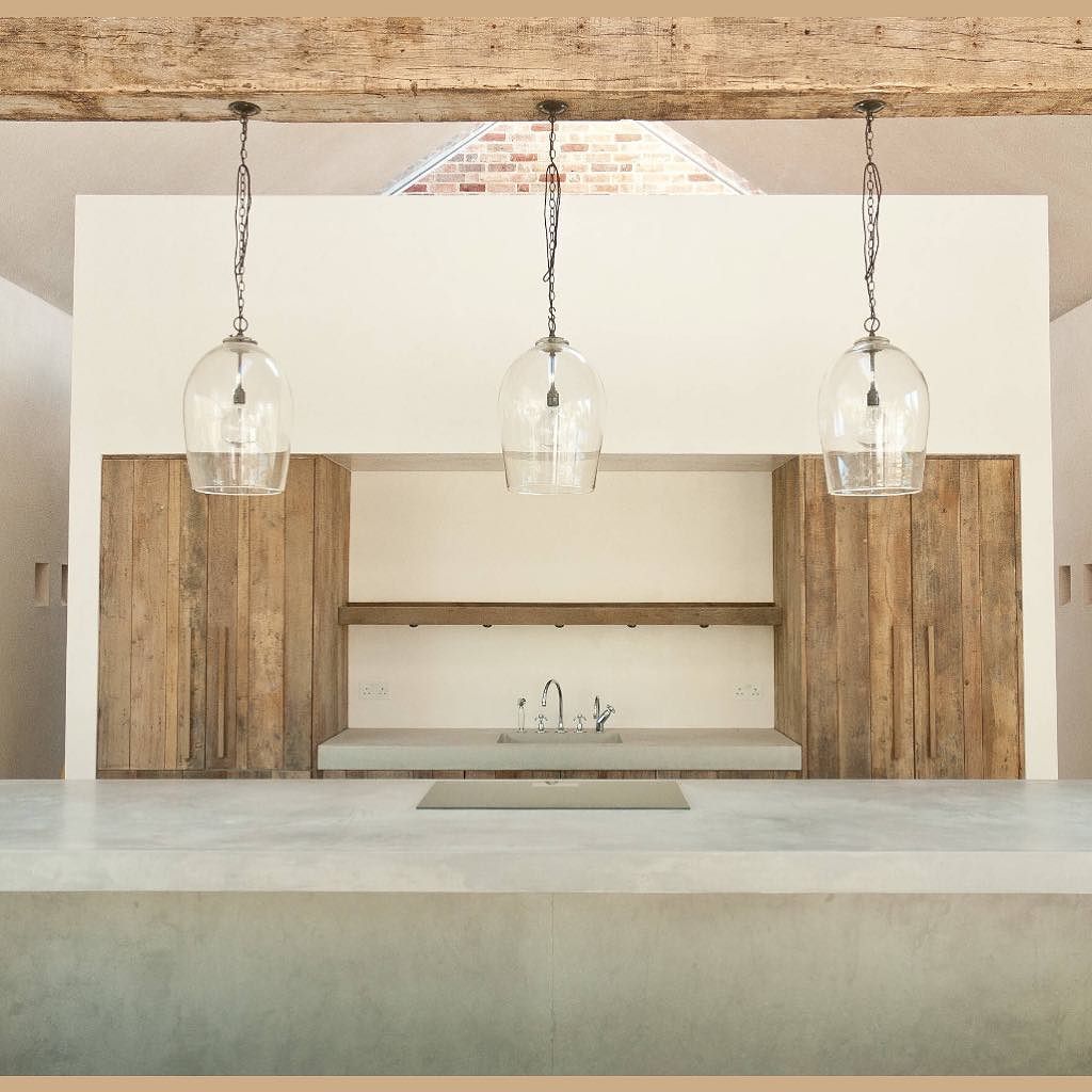 Around The House tweet media