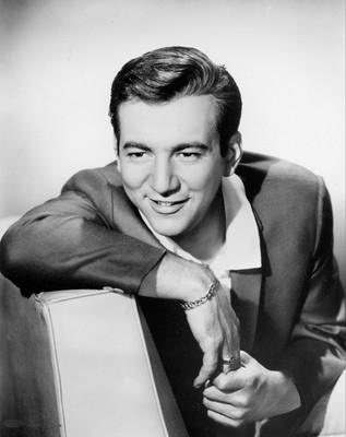 Happy Birthday Bobby Darin (May 14, 1936) Motown singer.
Bio: 
Video:  