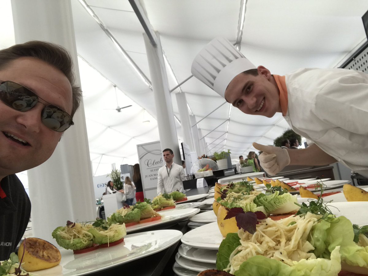 hartlj's tweet photo. #McLarenHondaSelfie #foodstyling https://t.co/QdwhtgKJA1