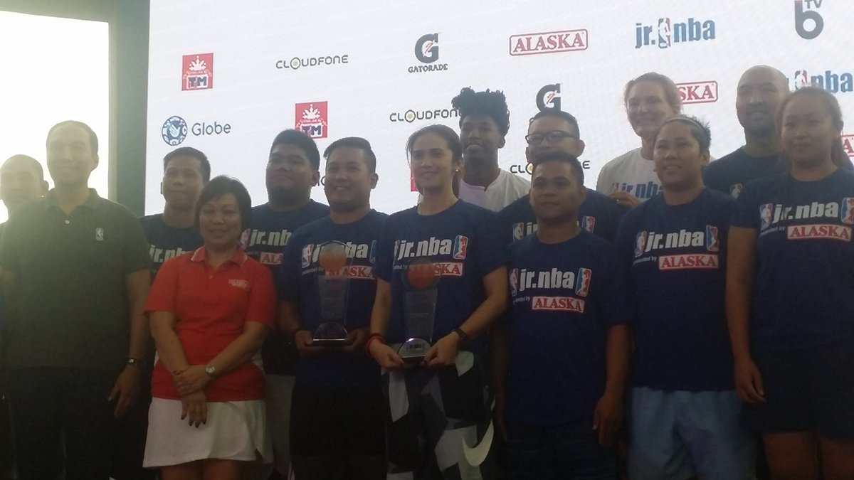 NBA_Philippines's tweet photo. #JrNBAPh2017 Coach of the Year: Jed Cabellon (Male) & Catrina Biongcog (Female). https://t.co/ij53FDrgQV