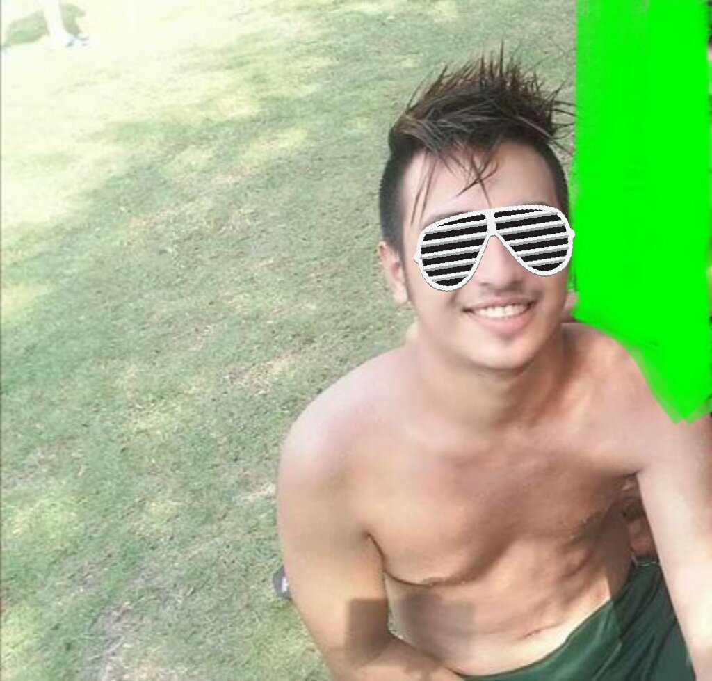 711_up's tweet photo. Ang pinaka-gwapo sa lahat ng mga bagets na na-book ko ;) https://t.co/gsxuVIvOhE