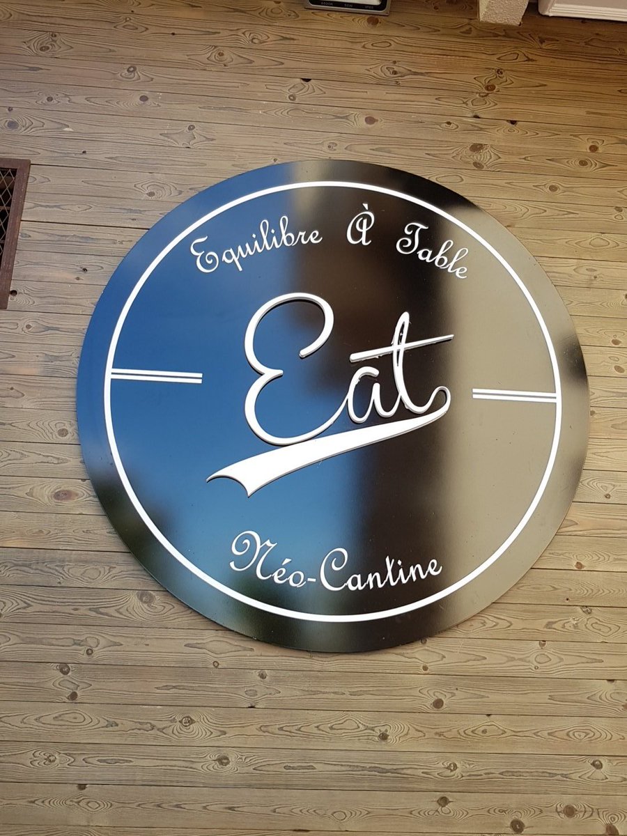 Neo_Eat's tweet photo. @MaitreGims @djsnake Tu savais qu'à minute de ton hôtel se trouvait le meilleur resto de la ville ?? Et qu'on kifferait te recevoir 
https://t.co/5TIePhjDNj https://t.co/8GFDvYlK3u