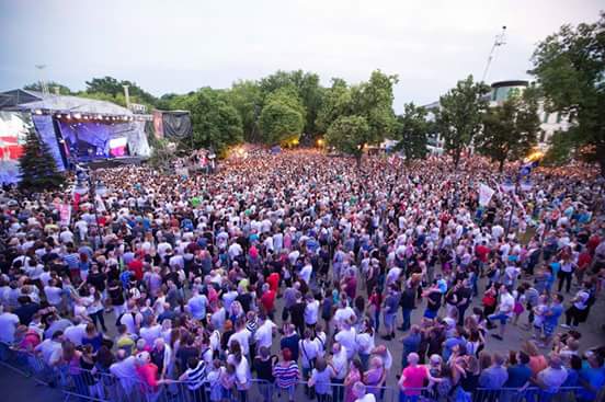 40. rocznica Czerwca '76 może zostać wydarzeniem historycznym roku! Głosujemy: whr.muzhp.pl/zaglosuj.html  #zaczelosiewRadomiu <a href="/radwitkowski/">Radosław Witkowski</a>