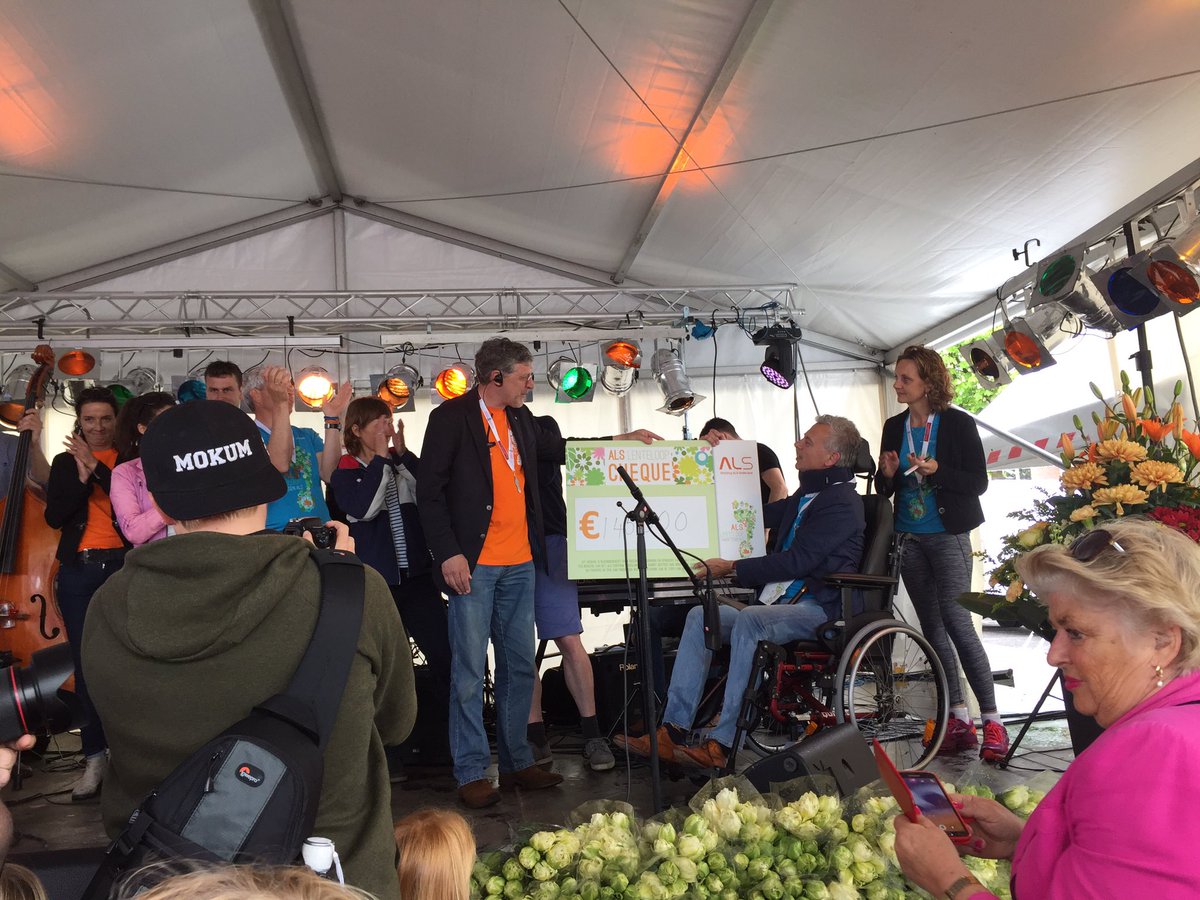 ALSnederland's tweet photo. De 2e editie van de ALS Lenteloop is een feit. Ruim 1000 deelnemers haalden € 145.000 op voor wetenschappelijk onderzoek. https://t.co/gUfLo875gU
