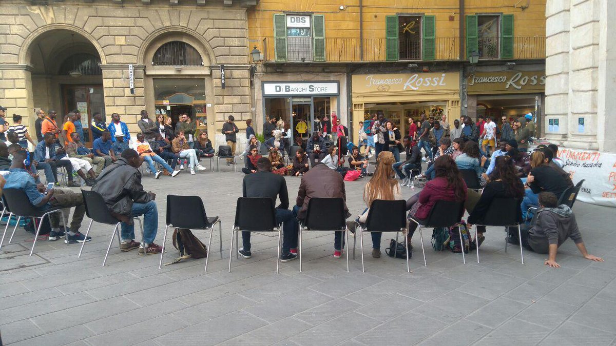 Incontro coi migranti in piazza: Integrazione non significa obbligarli a pulire strade ma capire insieme che le loro lotte sono le nostre!