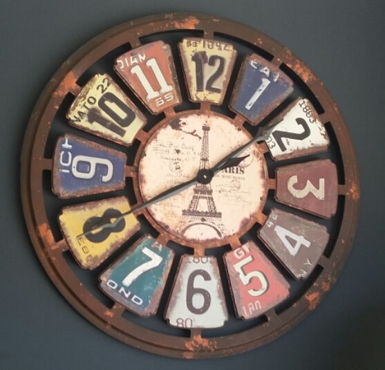 #AnneDemek 
#vakit çok onemli

Gecen zamanin annenizin sevdiklerinizin degerini bilin belkiyarin siz varsiniz onlaryok