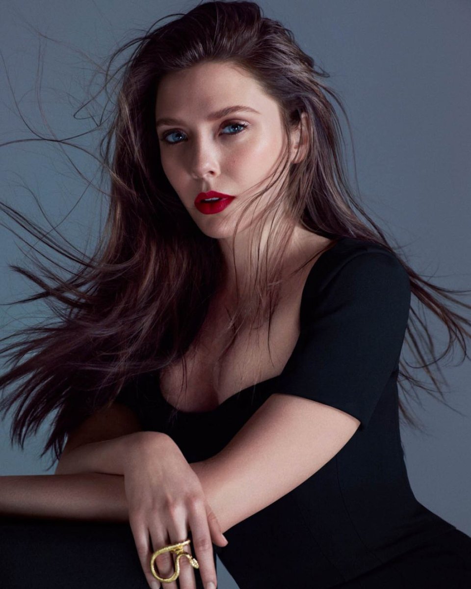 pike_geraldine's tweet photo. RETWEET <3  
-
#face #selfie #gorgeous #chiclet #city https://t.co/yf62UbmySC