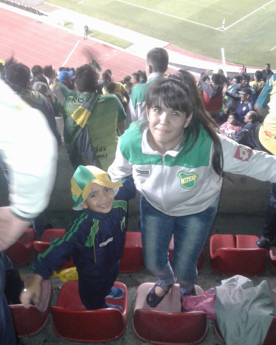 ValeriiaDyj's tweet photo. #Aniversariodelascenso hace tres años te vimos ascender el Jueves te Vimos en el Morumbi Con Defensa a Todos Lados @ClubDefensayJus https://t.co/G5nYOSZYf6