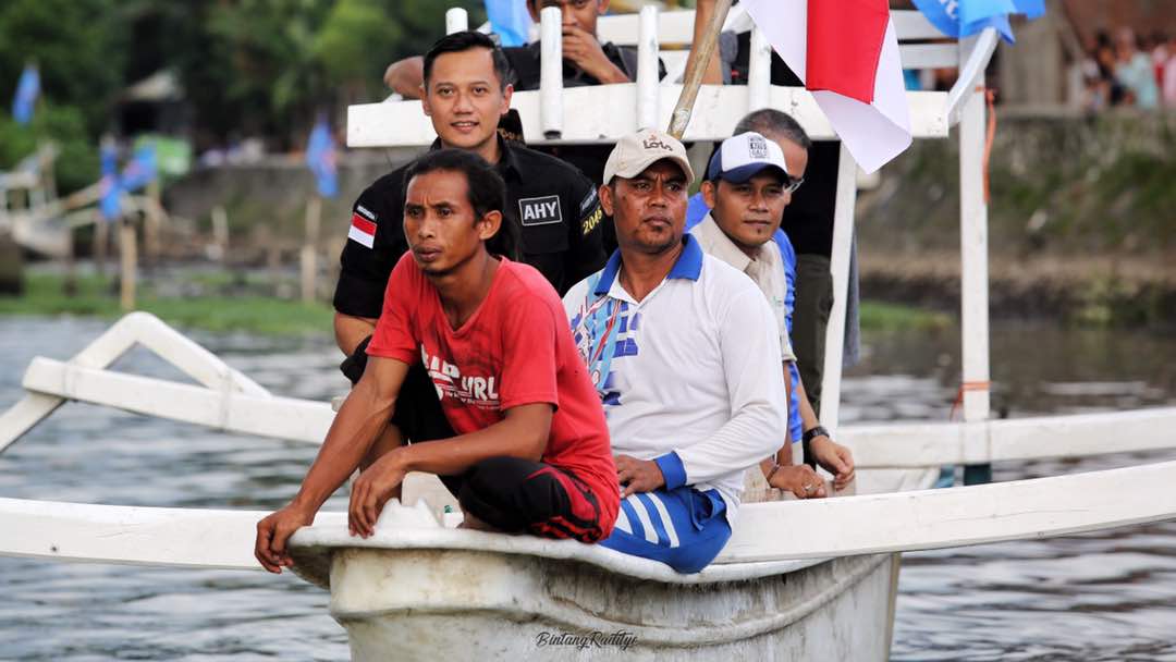 hariswijaya1975's tweet photo. Berani DAMAI berani AMAN itu baru INDONESIA @SBYudhoyono @hincapandjaitan @AgusYudhoyono @ZaraZettiraZr @isari68 @panca66 @Revolusi1977 https://t.co/Yr1vnOts1N