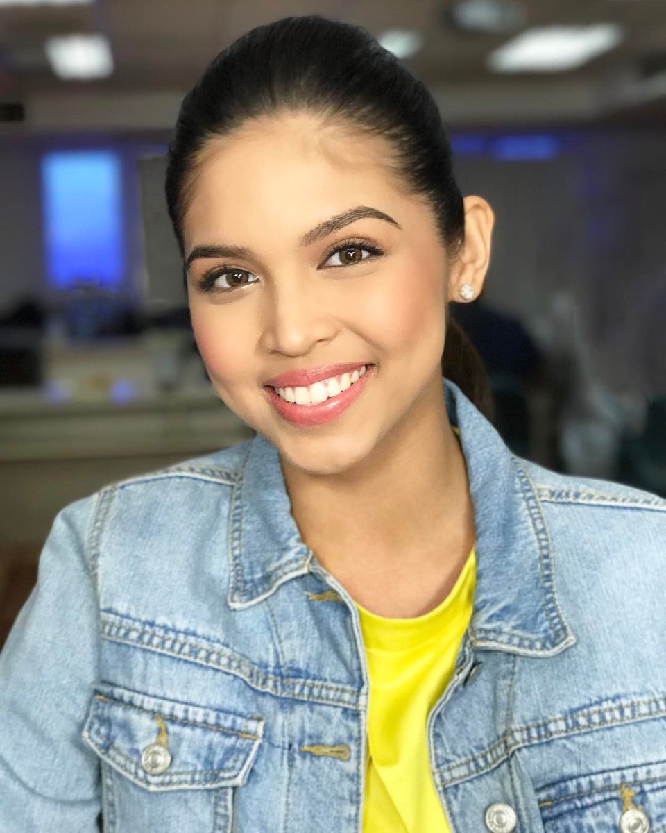 @mainedcm's look for today's event. 
(c) juansarte IG

#DutyFreeMaineEvent