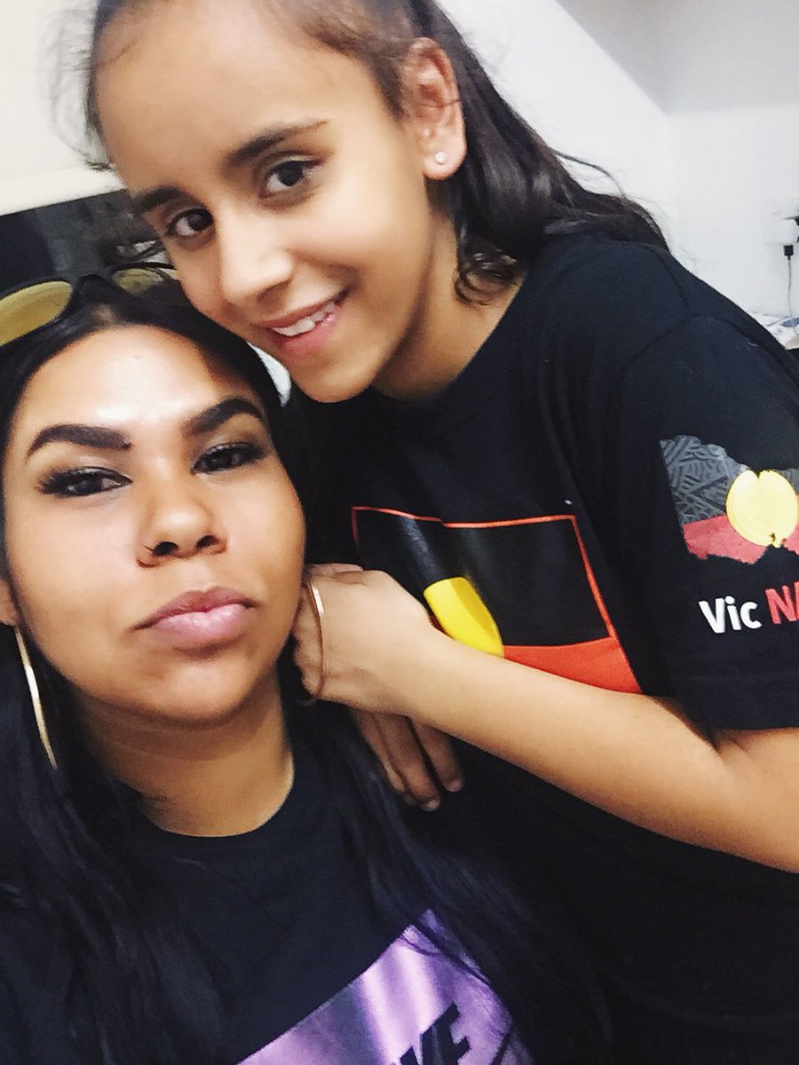 PrettyPatten's tweet image. 