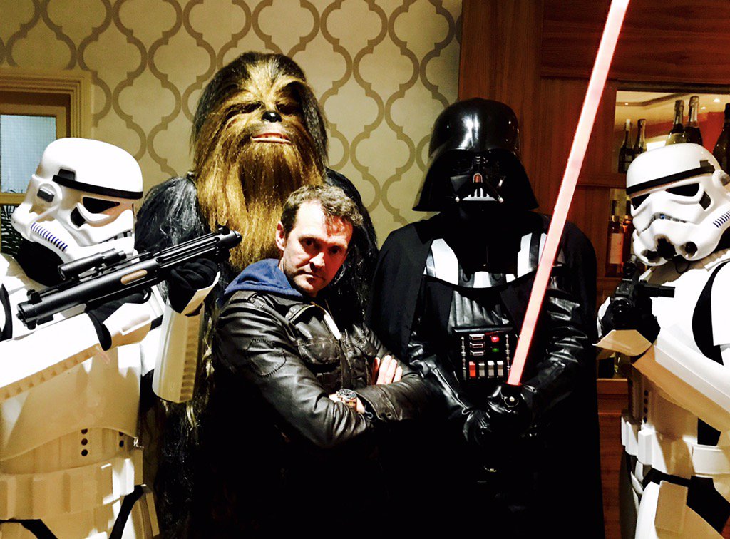 theloungestudio's tweet image. Just another night in the office :) #StarWars #ilovemyjob #premiereeventsuk