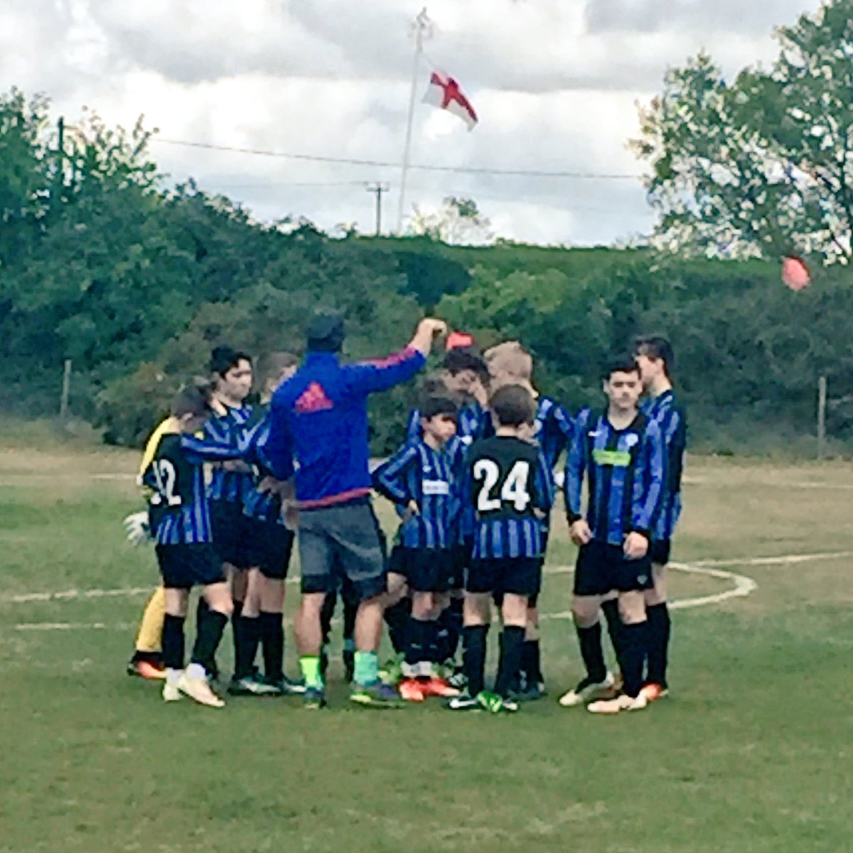 ColchesterVilla's tweet photo. Today took us to Tiptree for a friendly tournament against Tiptree Jobserve (3-0 Win) &amp; Hullbridge (1-1) Scorers Mase(2),Woody(2) #football https://t.co/PlpetNOV1c