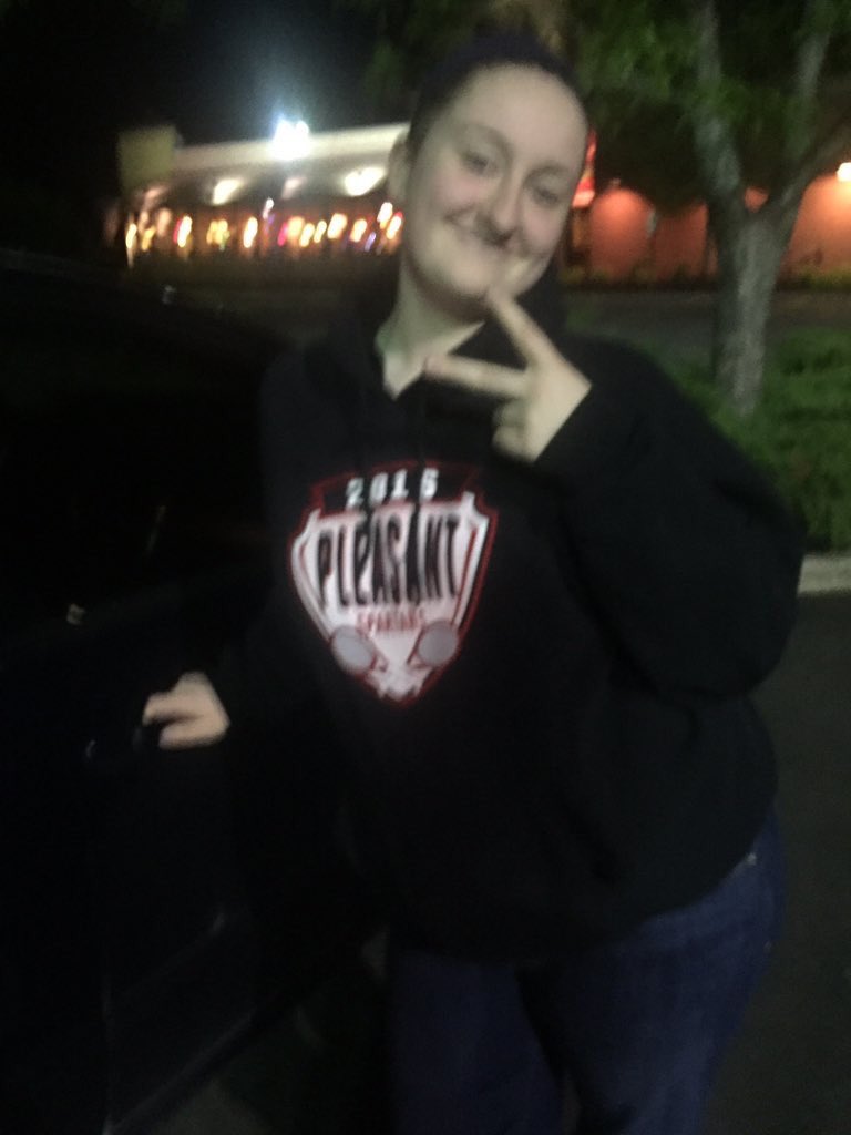 seniorPHStag's tweet photo. Wet Dreamz strikes again! This time getting Kaitlyn 🤡🔫 First kill in while , just remember ... #nooneissafe https://t.co/Xp08GWjM4E