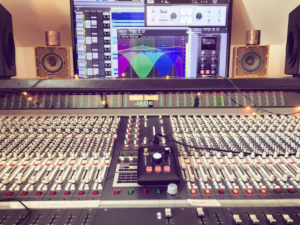 yourmixingguy's tweet image. #mothersday with the mother of all multiband compressors! 😉
#fabfilter #promb is such an amazing tool! Always grea… ift.tt/2rfaXAs