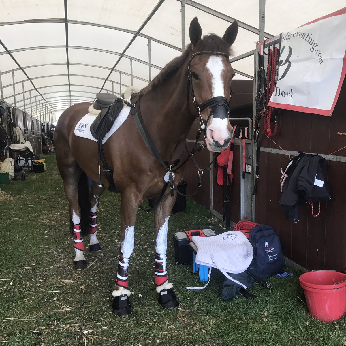 JadeCRoberts93's tweet image. Ready to go!! #ERMeventing #ERMsupergroom