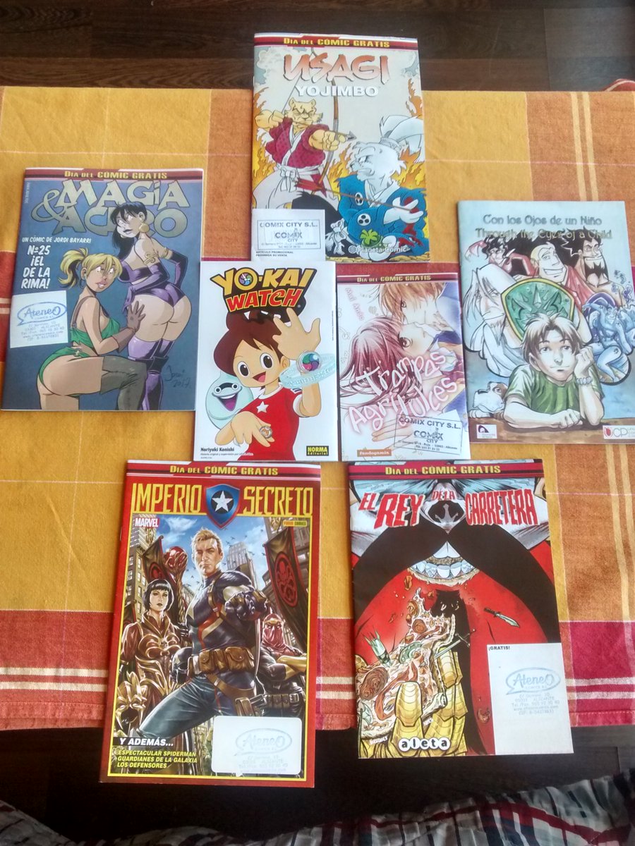 LaSetaMecanica's tweet photo. Adquisiciones de ayer #DiaDelComicGratis https://t.co/jjCLRAGMNc