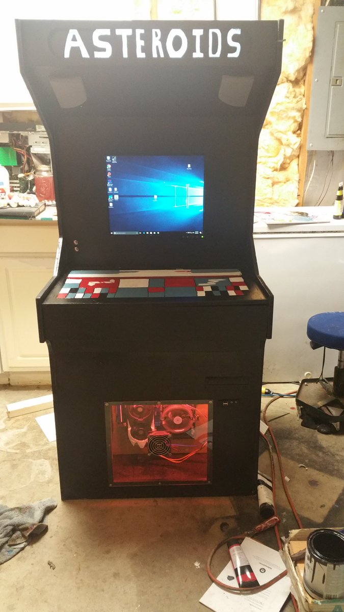 CoolerMaster's tweet photo. Asteroids PC by Darrin Johnson https://t.co/h9kepD2zYX #CASEMOD2017 https://t.co/UpoTMfG44q