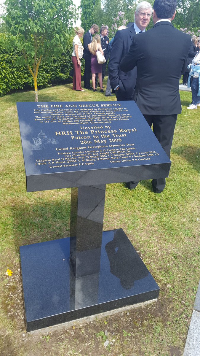 samatti0410's tweet photo. What an emotional and honourable day .thank you ..@GlosFireChief @CFCadets  @Glosfire @AndrewHermisto3 https://t.co/WfRxSItTbQ
