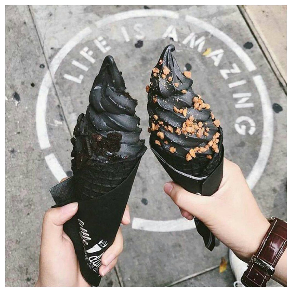 itsminecakes's tweet photo. Came across this today. Not sure if black ice cream is the way forward. Would it work for you? https://t.co/XqFZn26Jyf