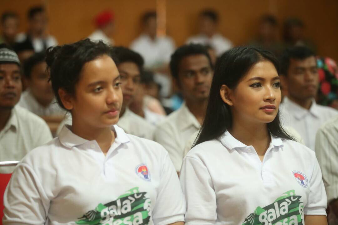 Malam ini,dlm silaturrahim dg warga Saya tekankan Gala Desa, bukan hanya ttg olahraga tapi jg momen rekatkan persaudaraan di antara kita.-IN